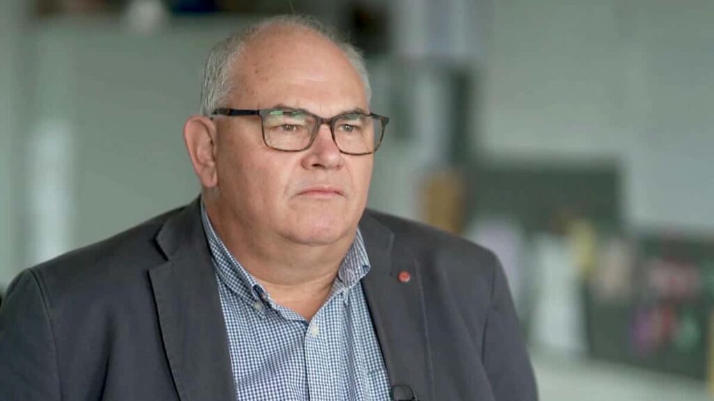 Paul Abbot directeur KNP